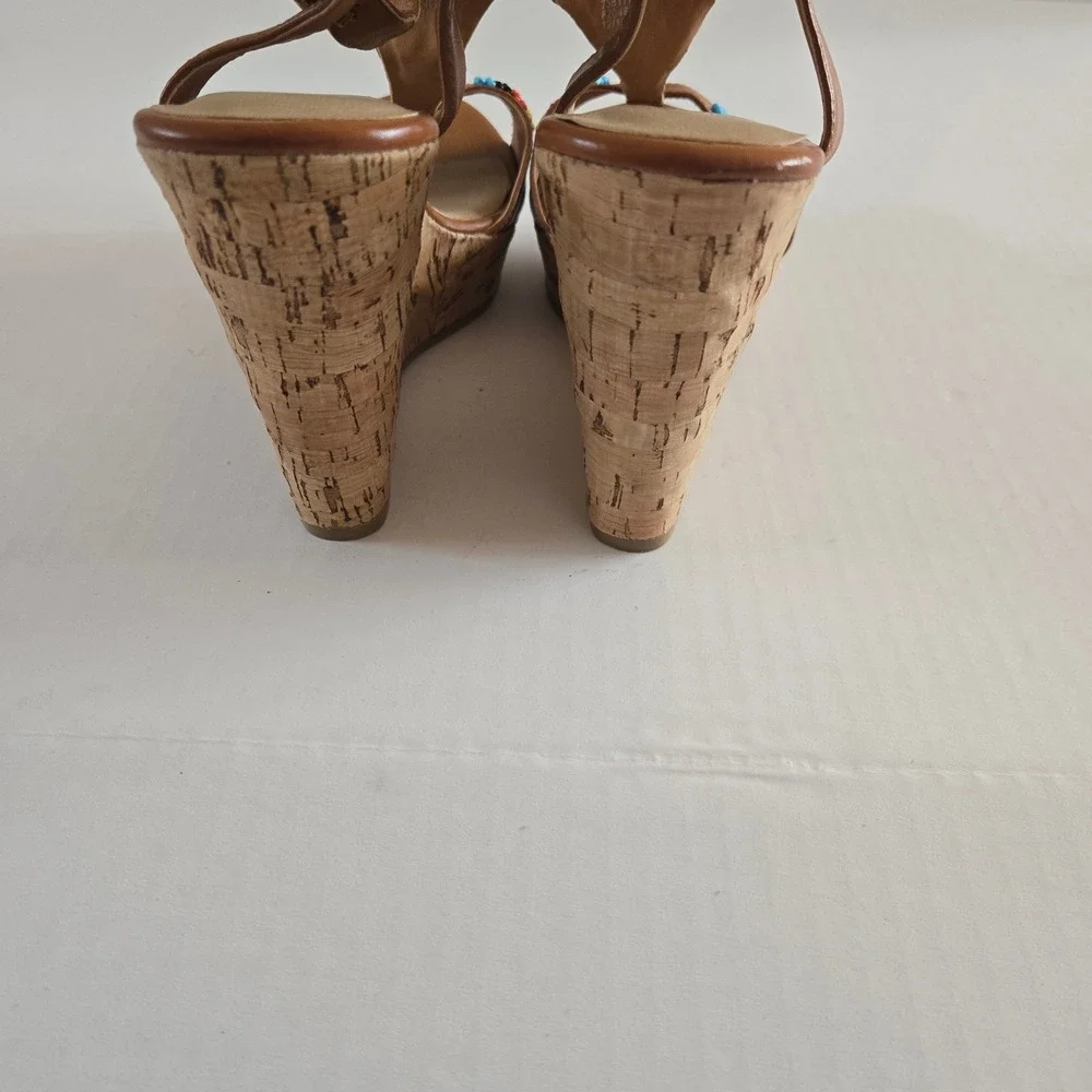 Arizona Jean Co‎ Tan Faux Leather Beaded Wedge Sandals Women Size 9